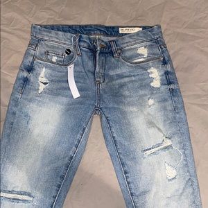 Blank NYC Skinny Classique distressed jeans